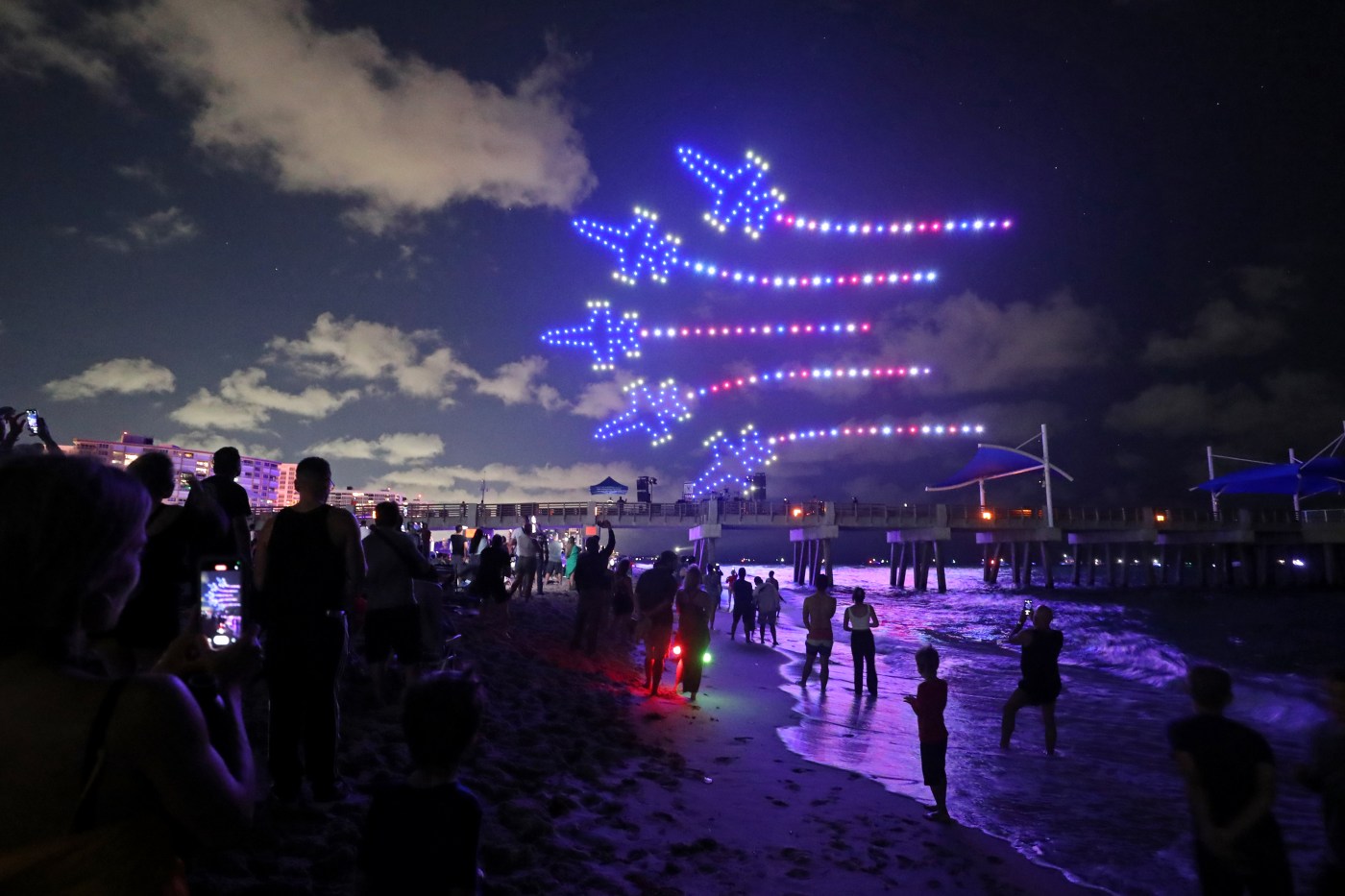 Weekend things to do: Dierks Bentley, Sting, Lake Worth Beach bonfires, Taste of Recovery