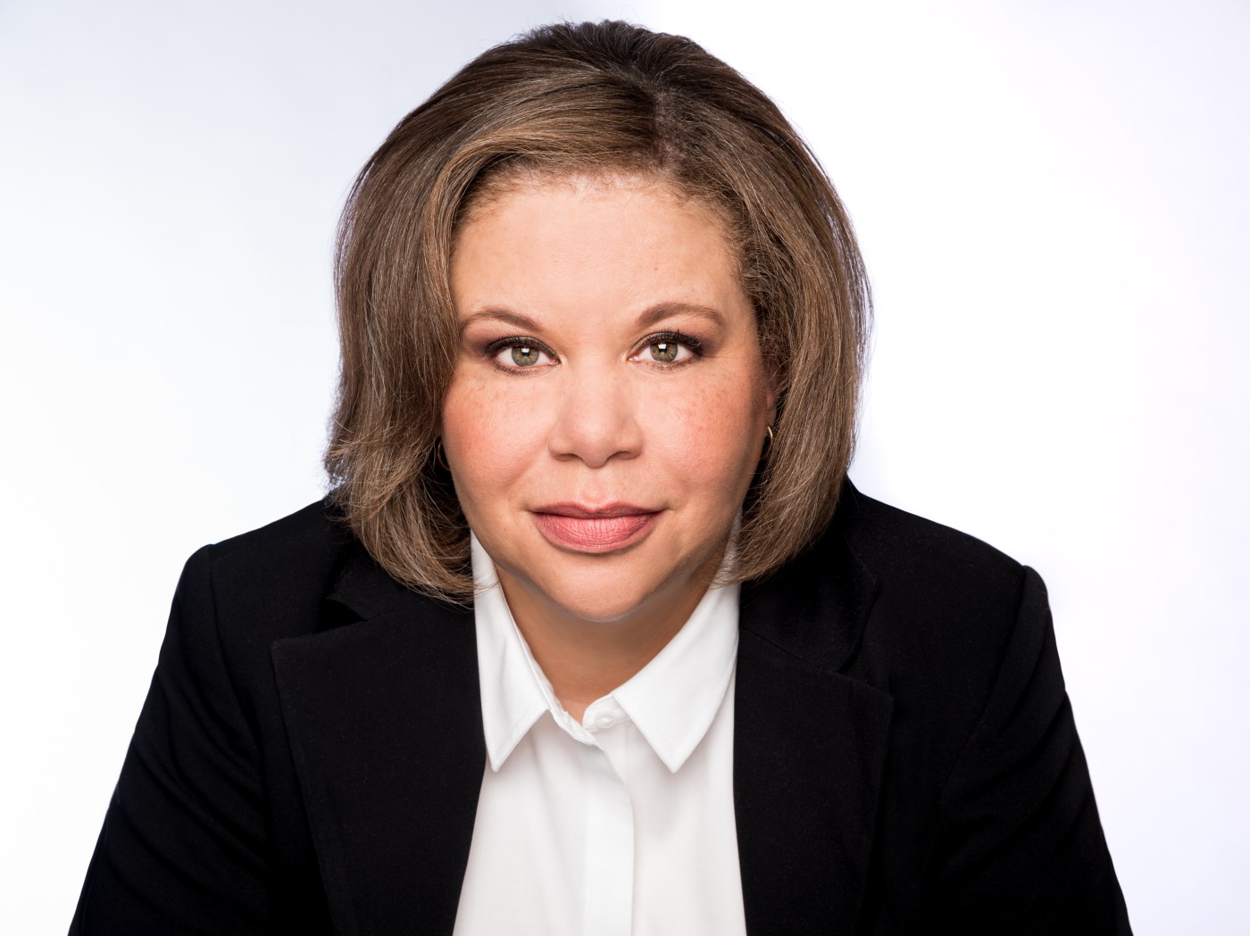 Book review: Tracy Clark delivers gripping police procedural with ‘Edge: A Detective Harriet Foster Thriller’